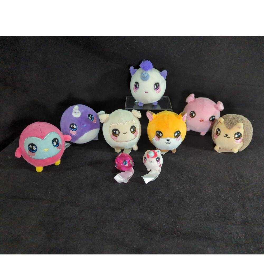 Lot of 9 Round Squishamals 4" x 4" and Minis Plush Animal Stress Balls